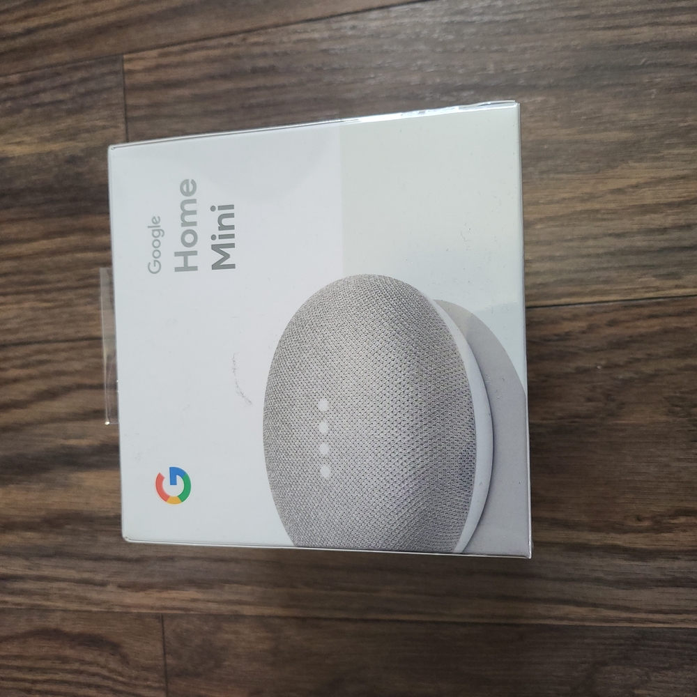 Google Home Mini (Chalk) Unopened